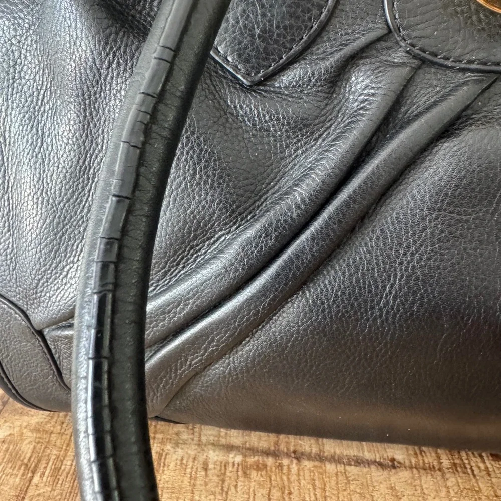 BCBG Max Azria Genuine Leather Purse/Satchel Black Pleated